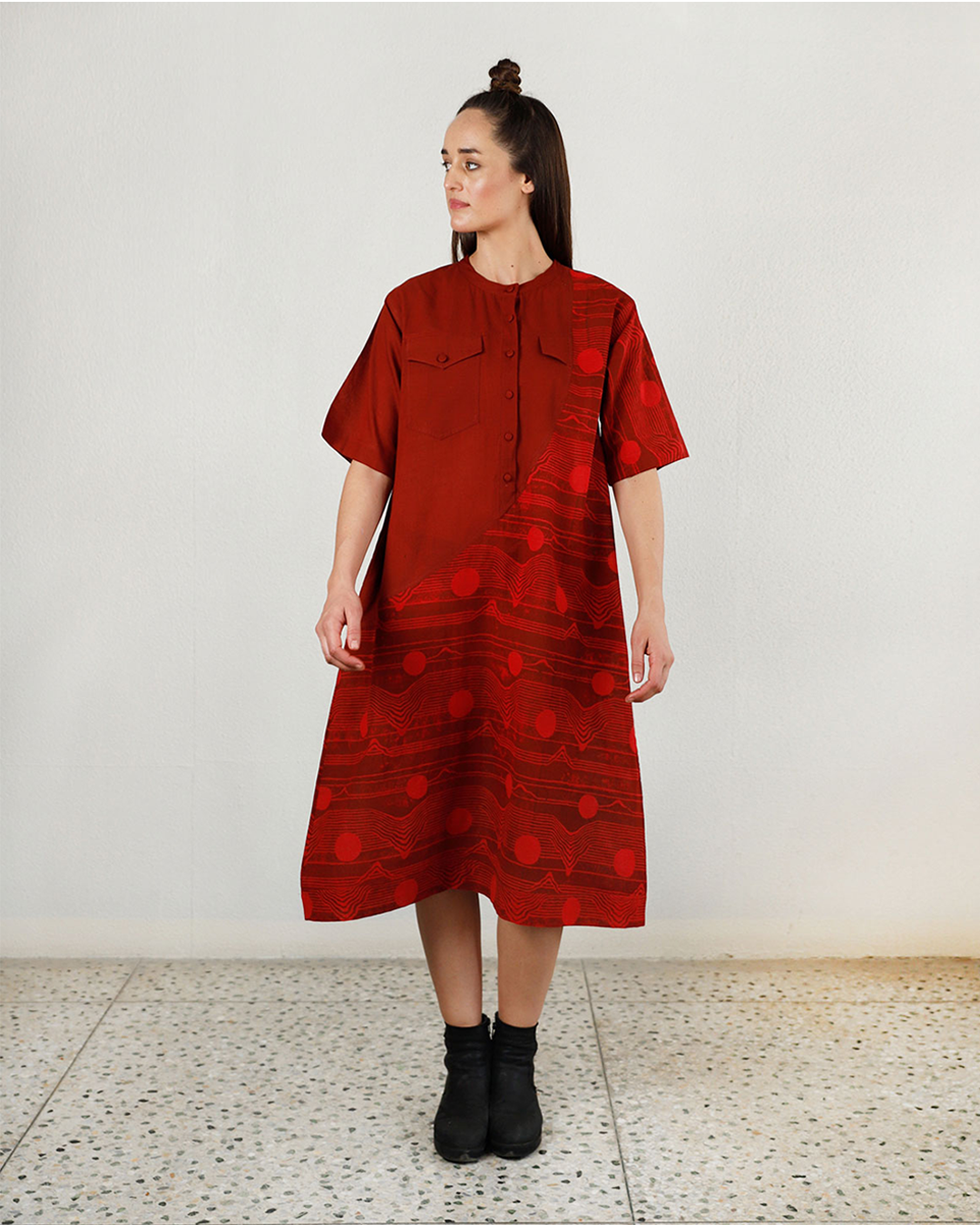 Fluid red pocket dress – Saahra - Main Image