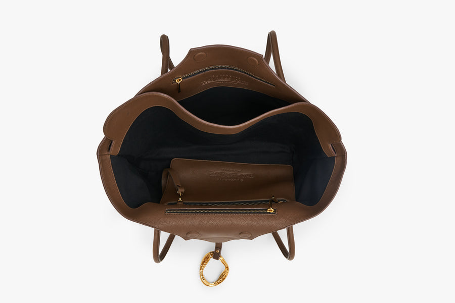 The boss tote in mocha brown
