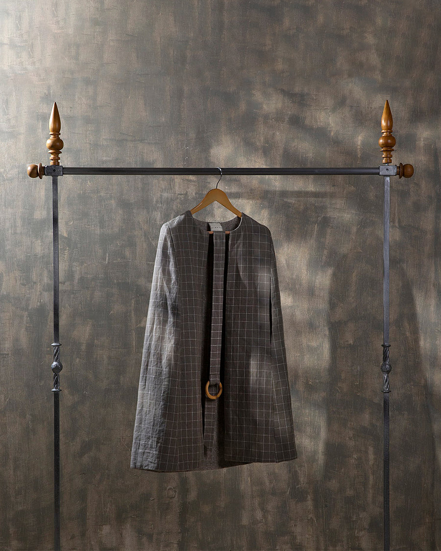 Plain Twill Reversible Checked Cape