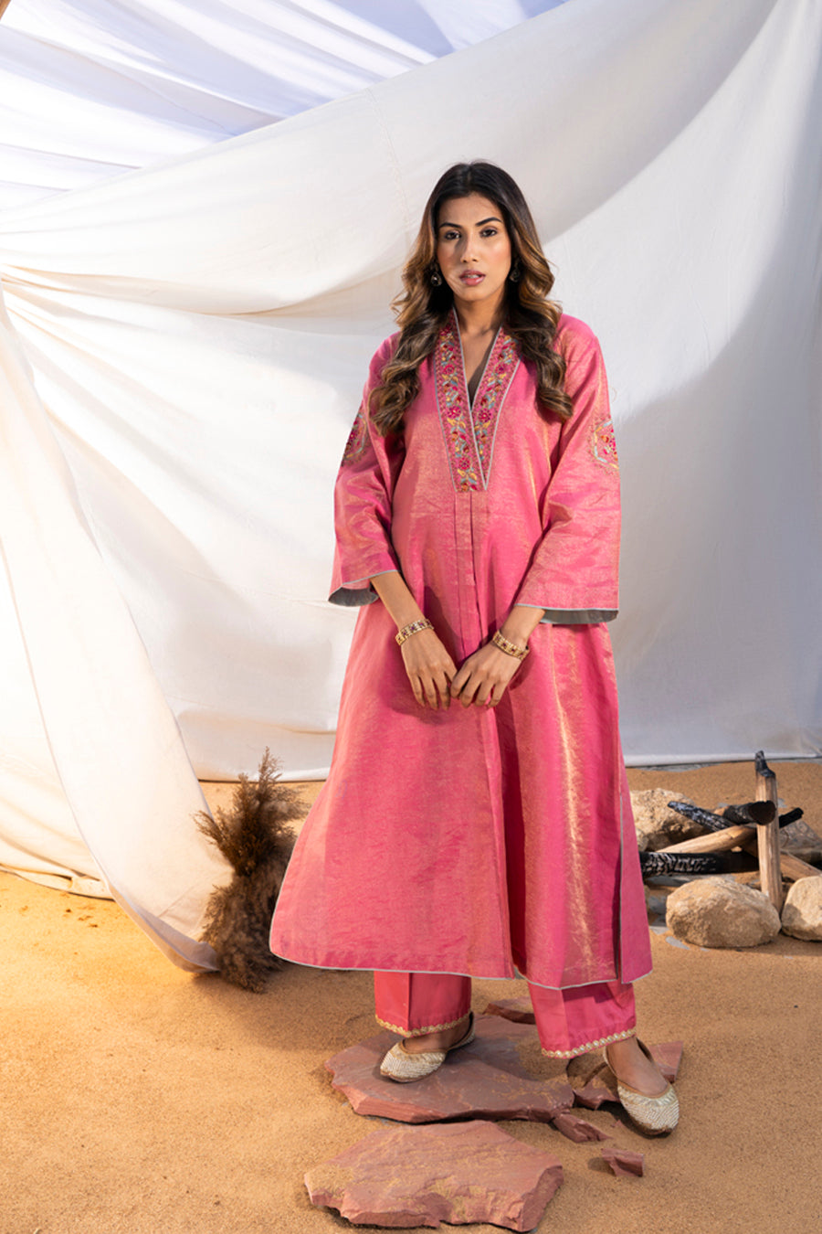 Pink Handloom Cotton Zari Tissue Embroidered Kurta Set