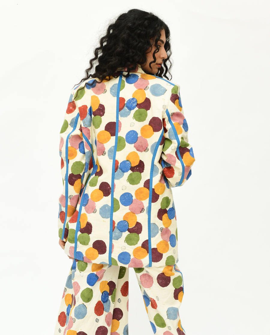 Void oversized coat