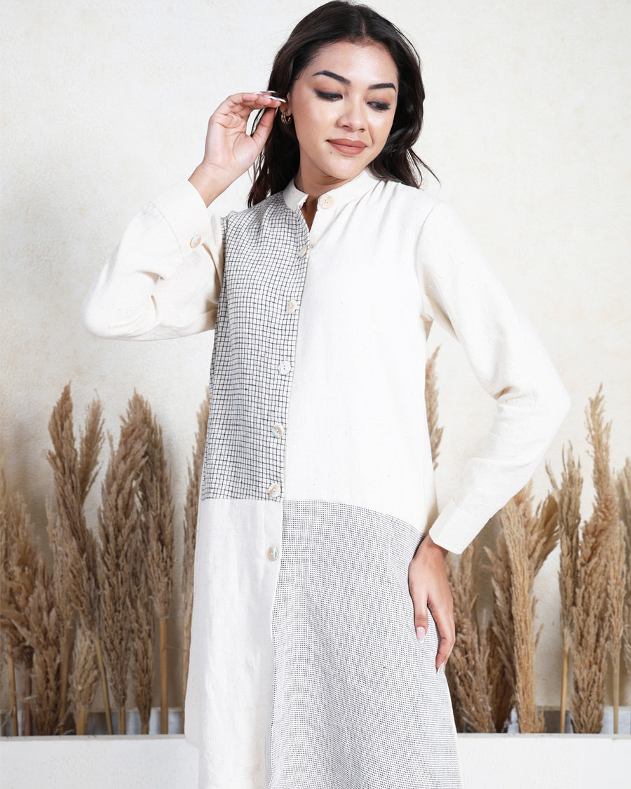 Aath-taka Check Tunic