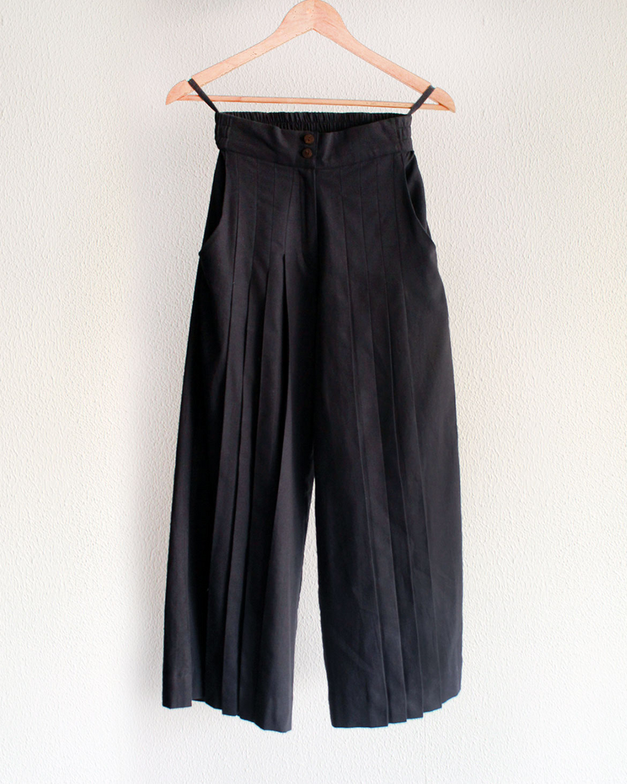 Shadow Grey Pleated Pant