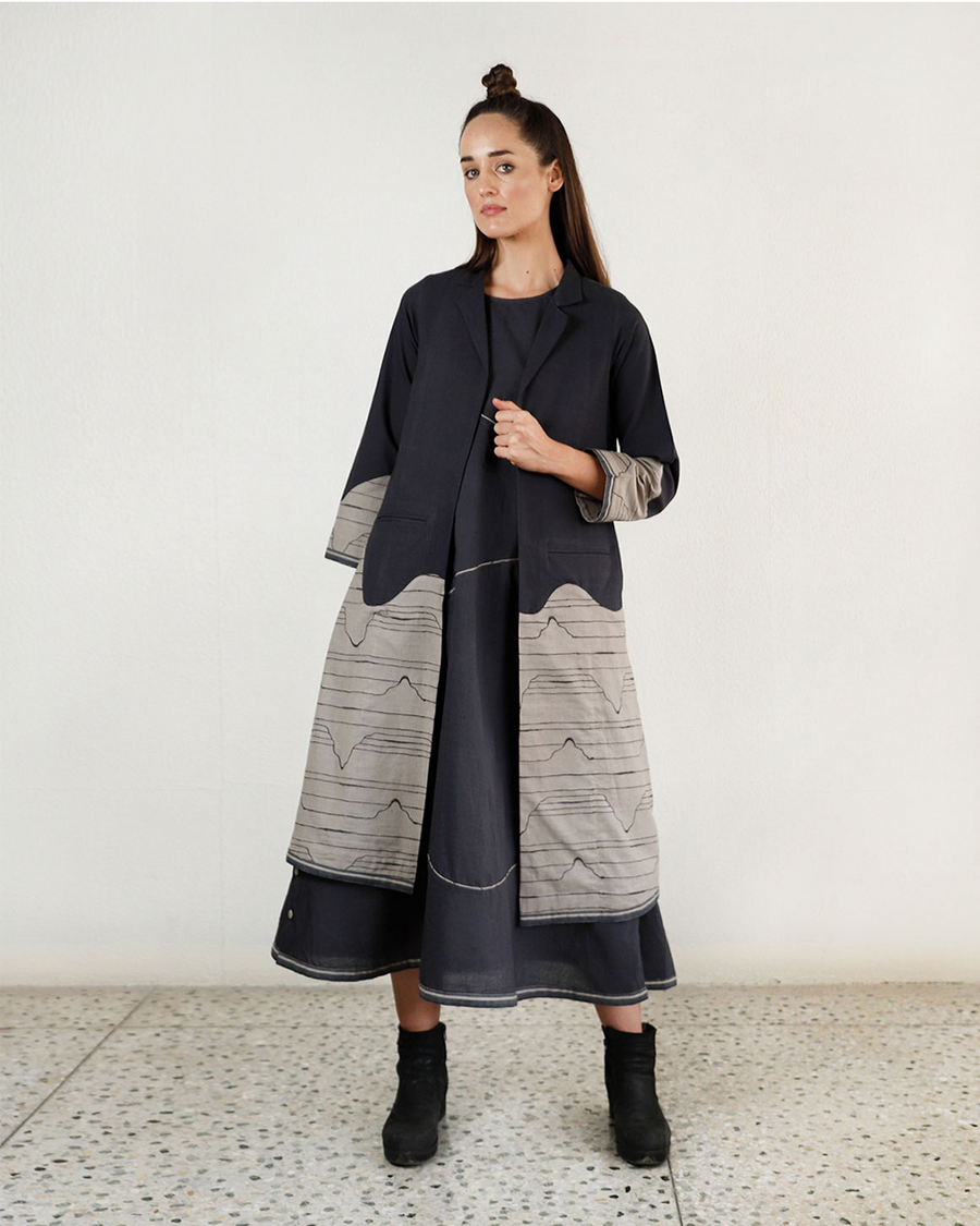 Relaxed Waves Jacket with Maxi Dress