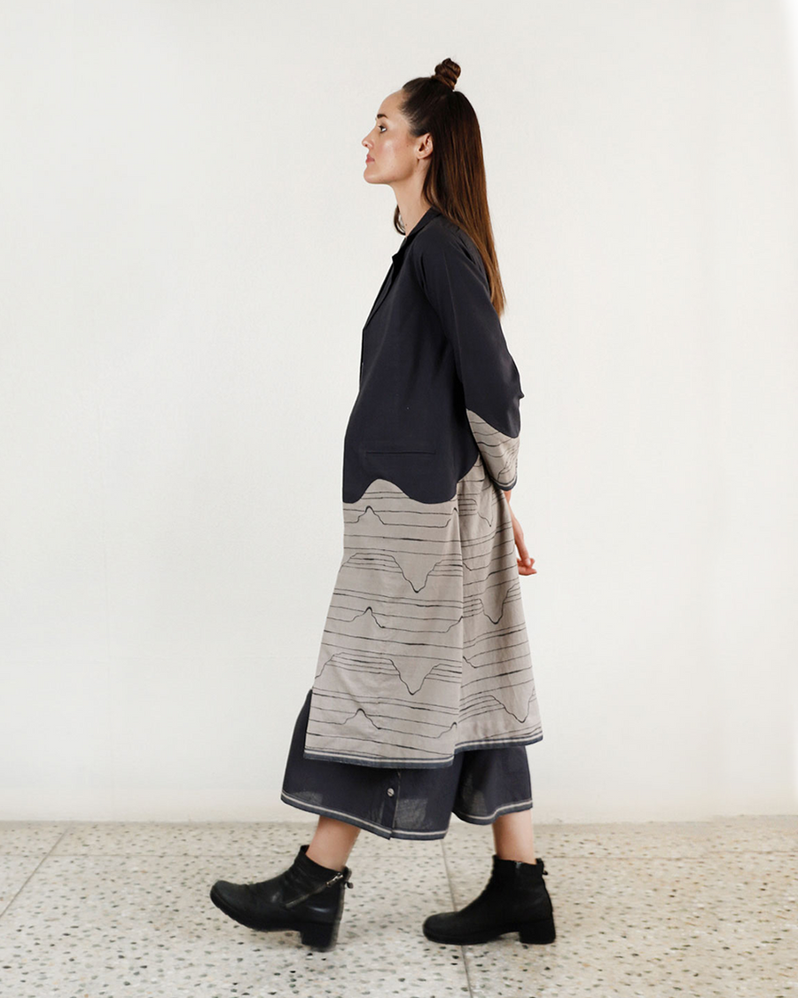 Relaxed Waves Jacket with Maxi Dress